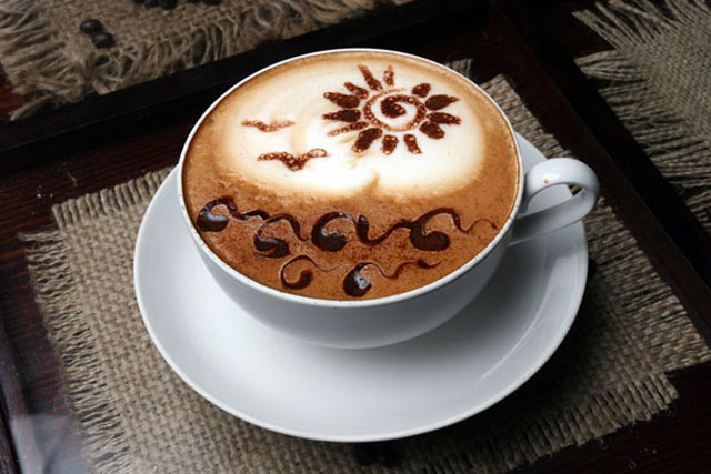 Latte art - maľovanie kávy