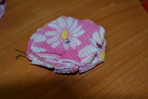 Remeslá do 9. mája: večný papier s vlastnými rukami