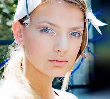 Biele make-up