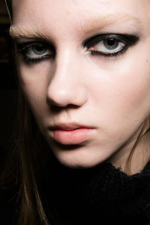 Grafický make-up - zimný trend 2016-2017