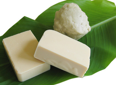 Lotion a hustý tekutý olej s bambuckým maslom
