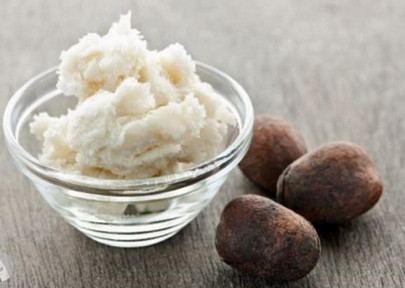 Lotion a hustý tekutý olej s bambuckým maslom