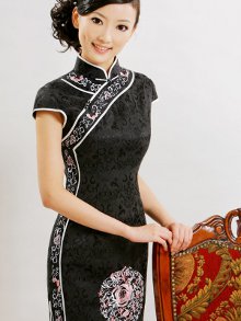 Silvestrovské šaty 2012