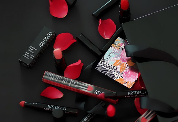 Slávnostné make-up s dekoratívnou kolekciou Artdeco Hypnotic Blossom