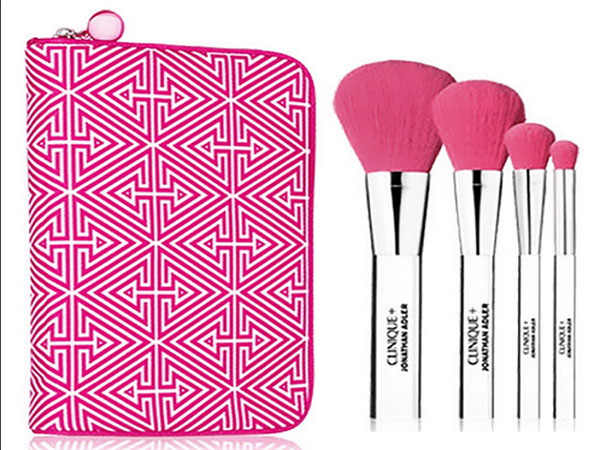 Rose, azúrová a krémová: kolekcia make-up Clinique + Jonathan Adler 2017