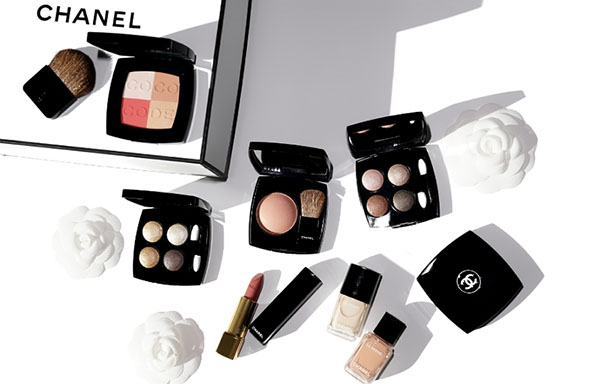 Tajné kódy Chanel: jarná kolekcia make-up Coco Codes