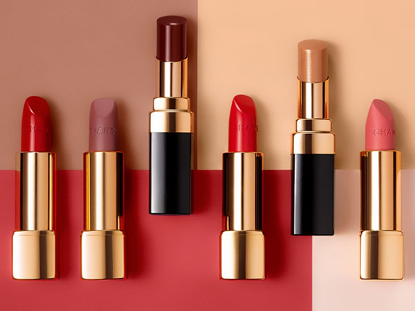 Tajné kódy Chanel: jarná kolekcia make-up Coco Codes