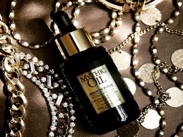 Pevnosť a lesk: sérum L'Oréal Mythic Oil Serum De Force