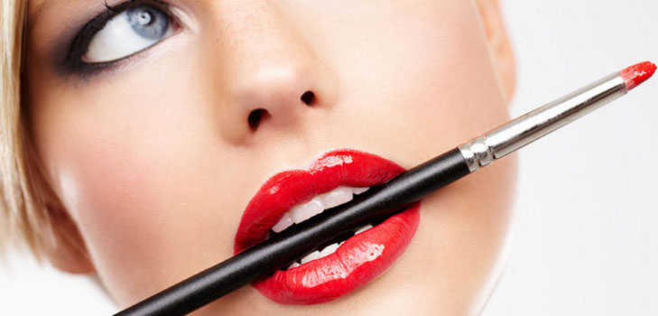 Technika správneho make-upu: štyri pravidlá od make-up umelcov