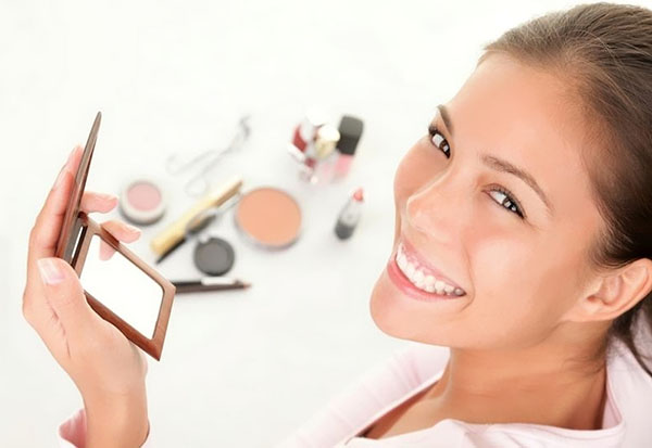 Technika správneho make-upu: štyri pravidlá od make-up umelcov