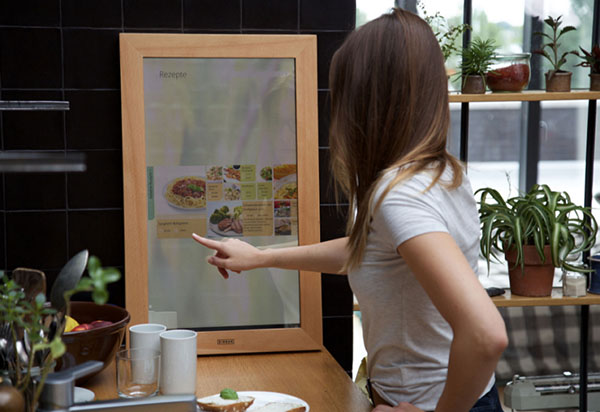Domovský asistent: mirror-tablet Dirror