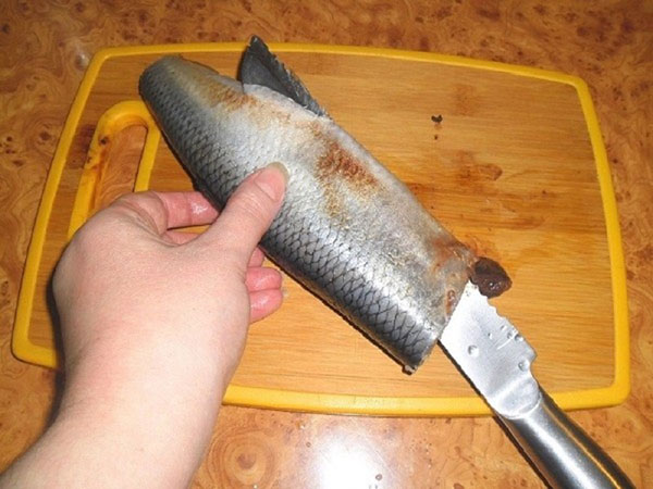 Ako správne a rýchlo odstrániť slede z kostí