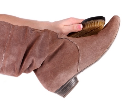 Ako čistiť semišové topánky doma