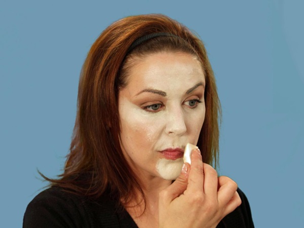 Scary makeup pre Halloween s vlastnými rukami pre dievčatá a dievčatá