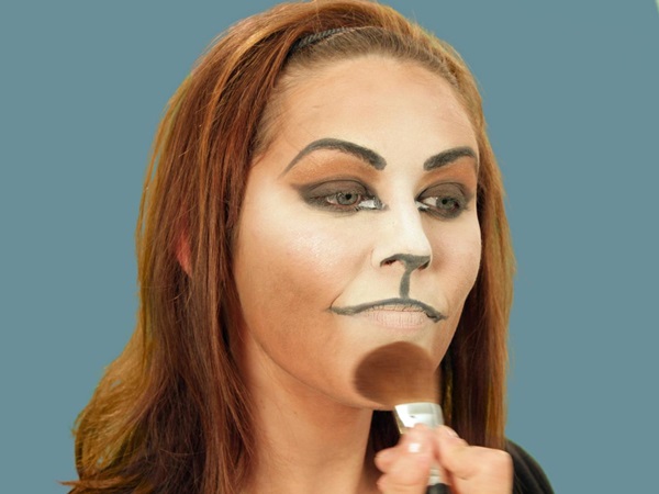 Scary makeup pre Halloween s vlastnými rukami pre dievčatá a dievčatá