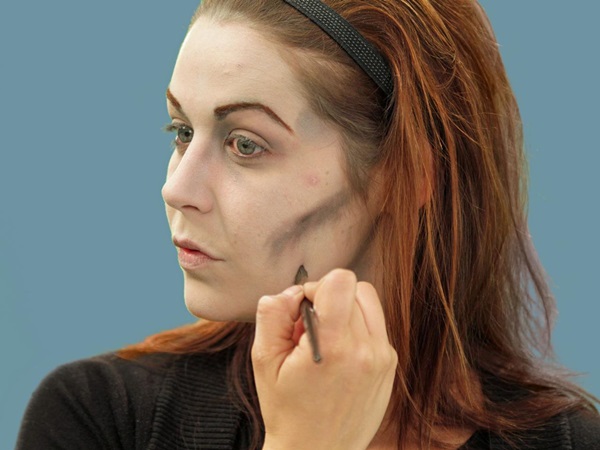 Scary makeup pre Halloween s vlastnými rukami pre dievčatá a dievčatá
