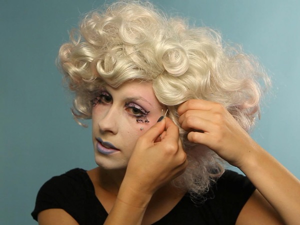Scary makeup pre Halloween s vlastnými rukami pre dievčatá a dievčatá