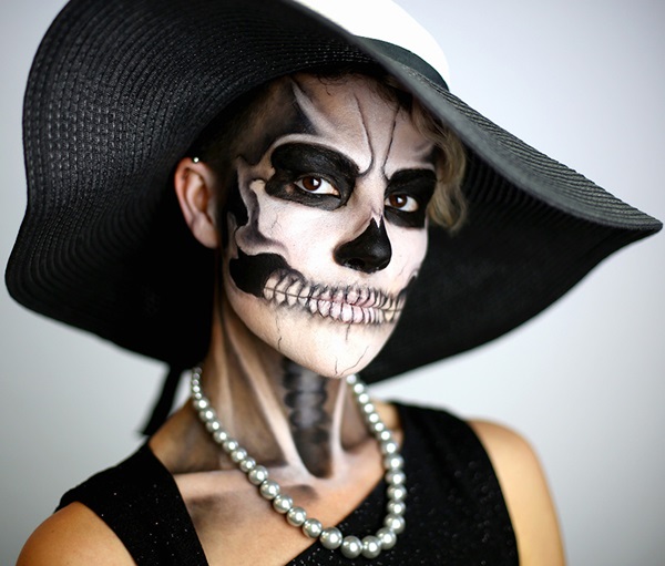Scary makeup pre Halloween s vlastnými rukami pre dievčatá a dievčatá