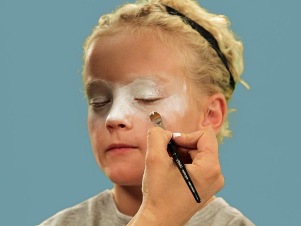 Scary makeup pre Halloween s vlastnými rukami pre dievčatá a dievčatá