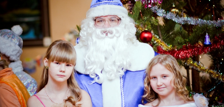 Santa Claus a dievčatá