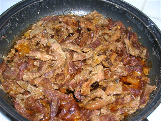 Hovädzie Stroganoff v panvici