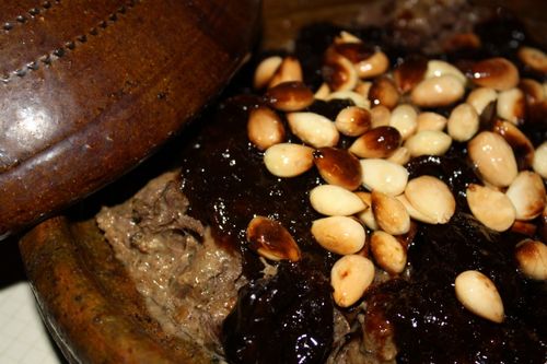 Recept na hovädzie mäso so slivkami v multivarke - krok za krokom s fotografiou