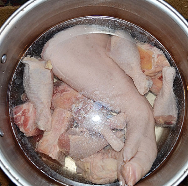 Recepty z chladu s fotografiami, ktoré sa robia krok za krokom - z bravčového mäsa, stopky, hovädzieho mäsa, kuracie stehná, s želatinou