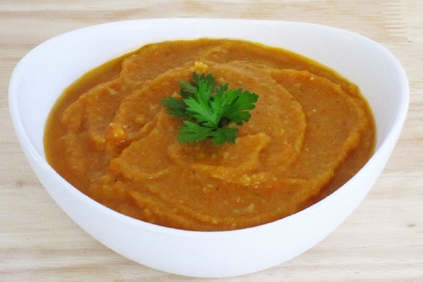 Kaviár z cukety - recepty s majonézou, korením, cez mlynček na mäso, vo viacnásobnom