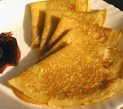 Ako variť palacinky na jogurte - najlepšie recepty s fotografiou