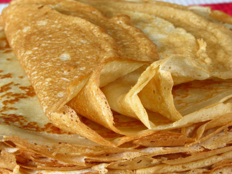Ako variť palacinky na jogurte - najlepšie recepty s fotografiou