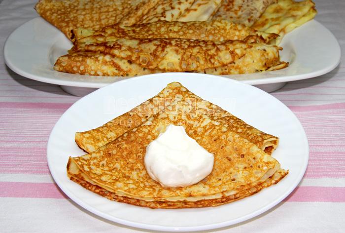 Ako variť palacinky na jogurte - najlepšie recepty s fotografiou