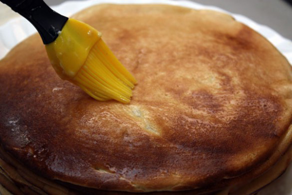 Ako variť palacinky na jogurte - najlepšie recepty s fotografiou
