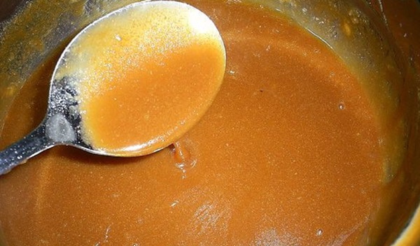 Urobte karamel doma