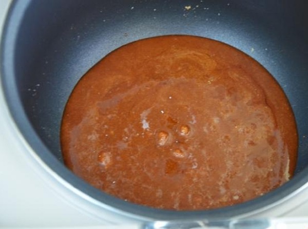 Urobte karamel doma