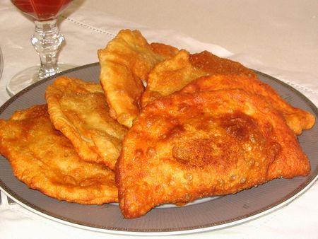 Kavkazské koláče s mäsom - chebureks