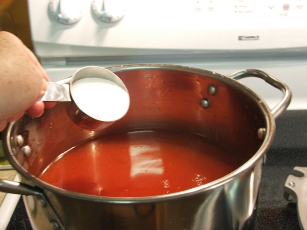 Ketchup vlastné ruky z rajčiakov: krok za krokom recepty na zber na zimu