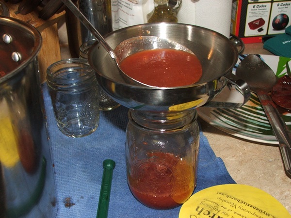 Ketchup vlastné ruky z rajčiakov: krok za krokom recepty na zber na zimu