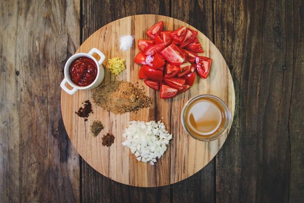 Ketchup vlastné ruky z rajčiakov: krok za krokom recepty na zber na zimu