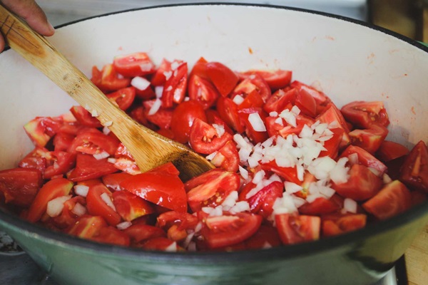 Ketchup vlastné ruky z rajčiakov: krok za krokom recepty na zber na zimu