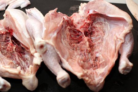 Klasický recept na lahodné tabakové kurča Klasický recept na lahodné tabakové kurča