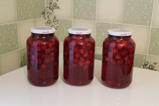 Voňavý kompót z cherry na zimu - recept