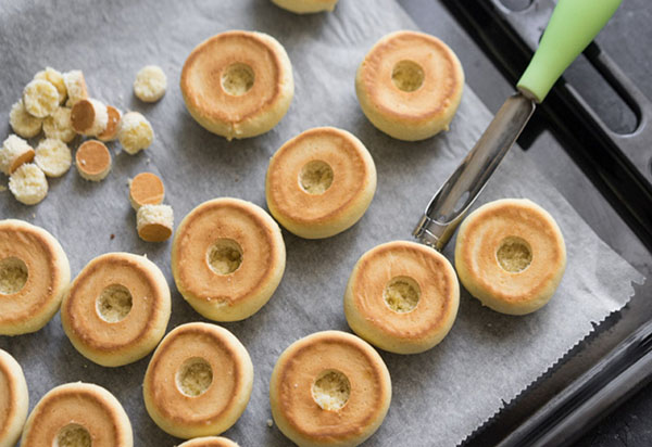 Prázdninový recept: Peachový koláč s krémovou náplňou