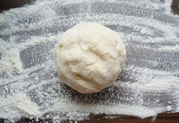 Jednoduchý recept na raňajky: tvarohový syr s farebnou glazúrou