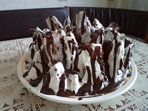 Cake Grafskie zrúcaniny s kyslou smotanou
