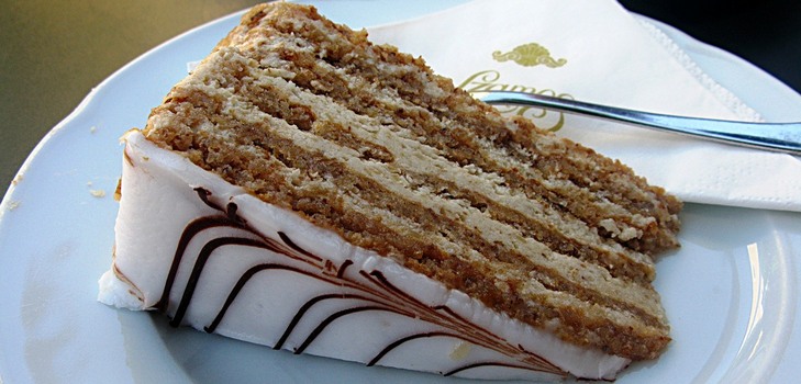 Dort pre Nový rok: dort esterhazy, recept s fotografiou
