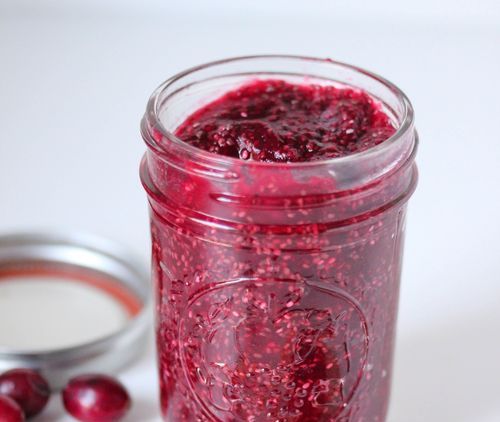 Jam s brusnicami a pomarančmi