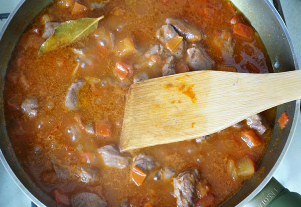 Lahodný recept: mäsový guláš v talianskom štýle