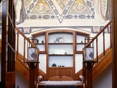 Sgraffito - ozdobné rezbárske práce na omietke Sgraffito - ozdobné rezbárske práce na omietke