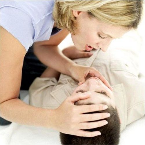 Ako správne poskytnúť prvú pomoc pre modriny?